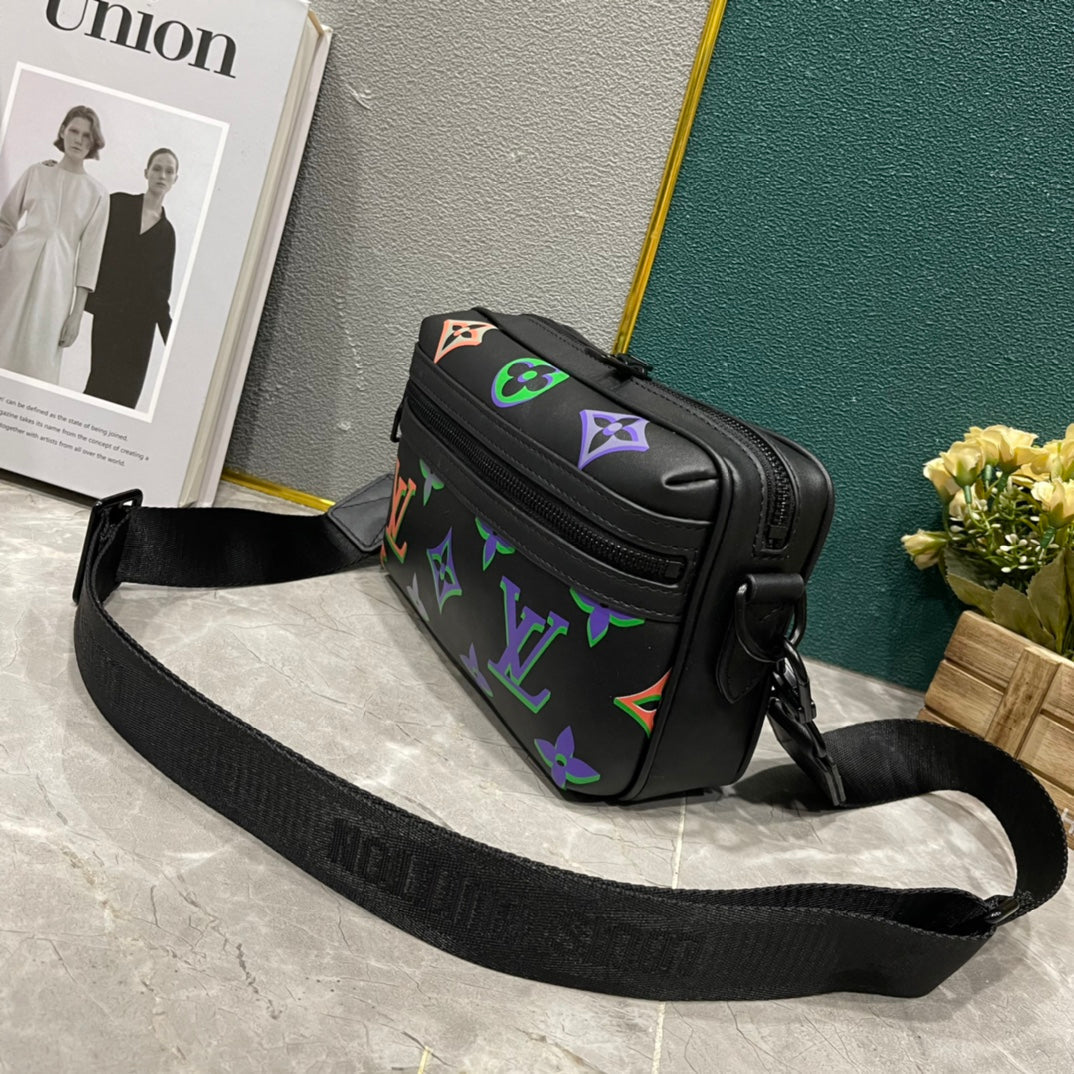 Elite Carryalls