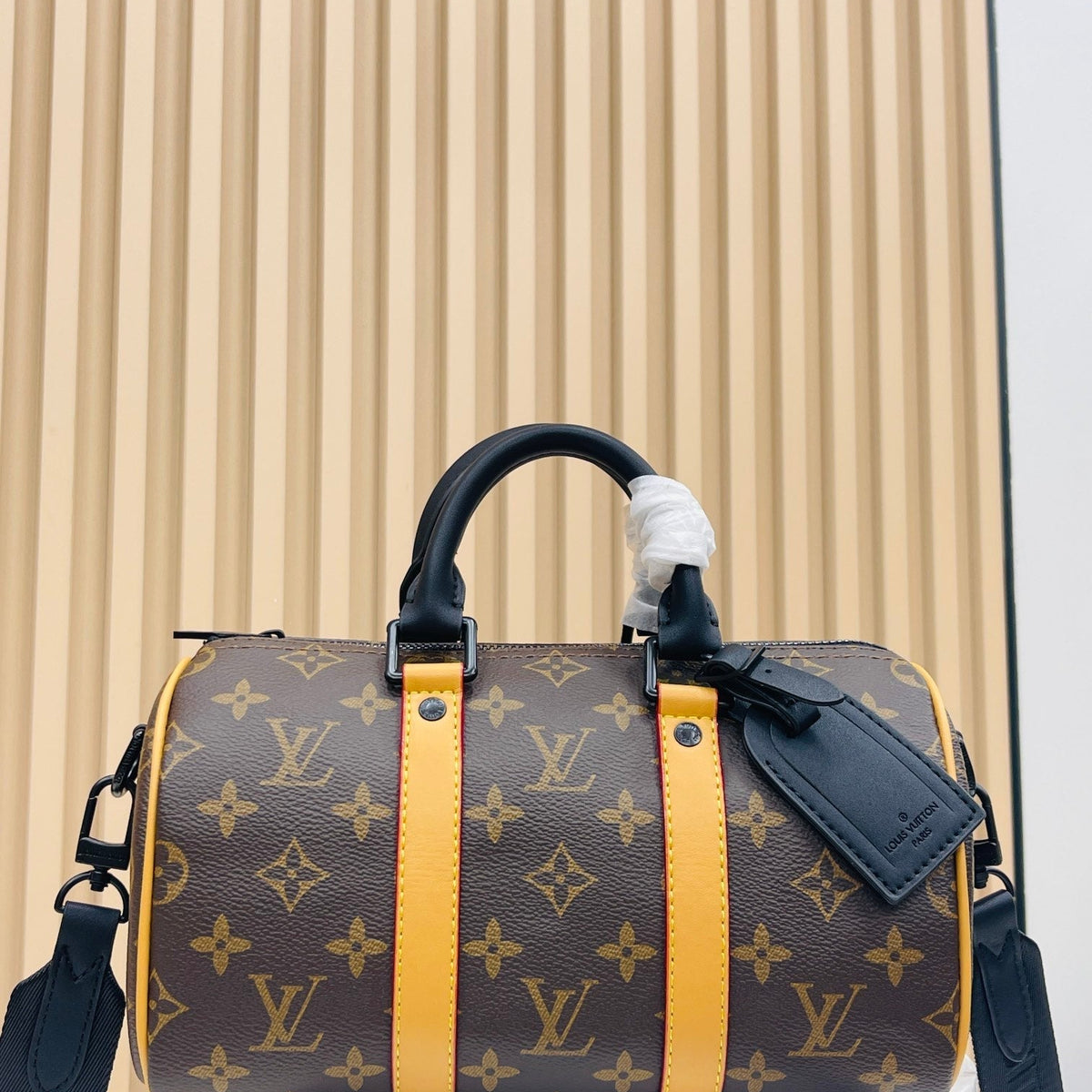 Elite Carryalls
