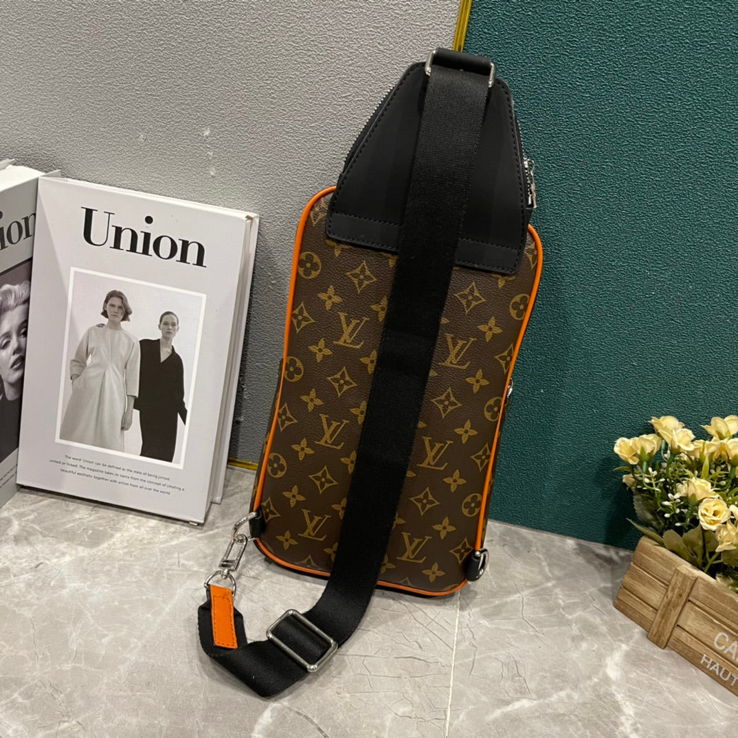 Elite Carryalls