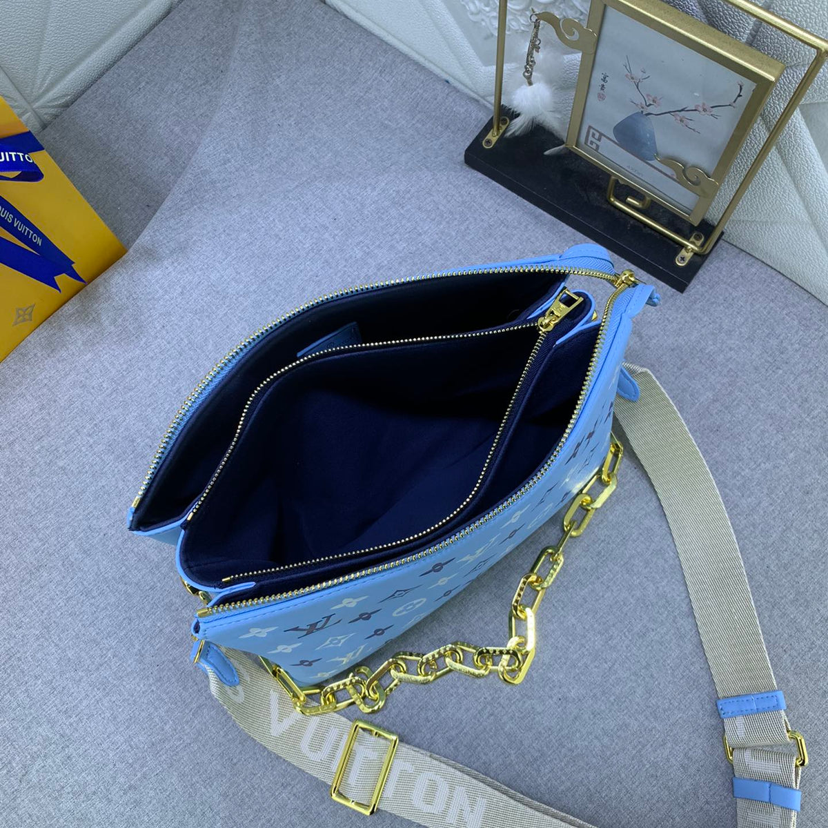 Elite Carryalls