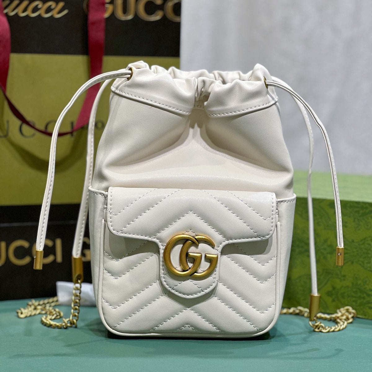 Elite Carryalls