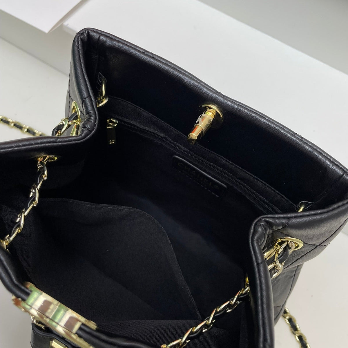 Elite Carryalls