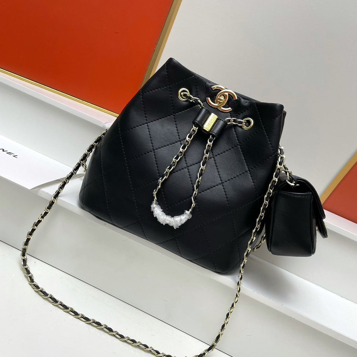 Elite Carryalls
