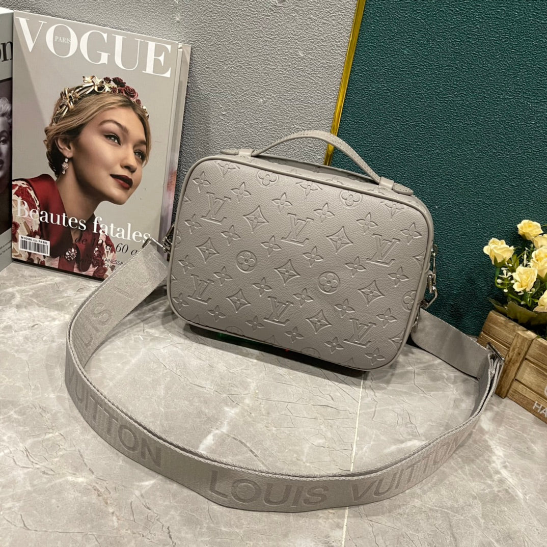 Elite Carryalls