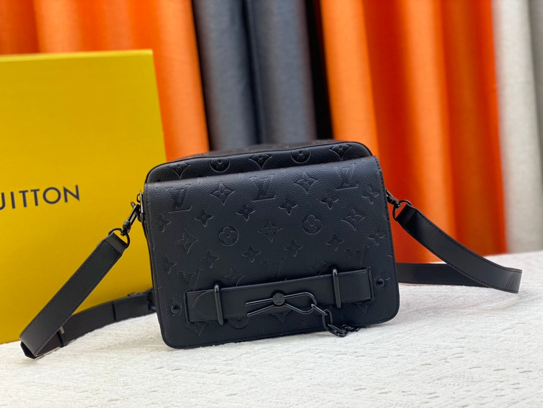 Elite Carryalls