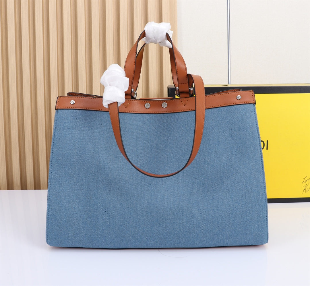 Elite Carryalls
