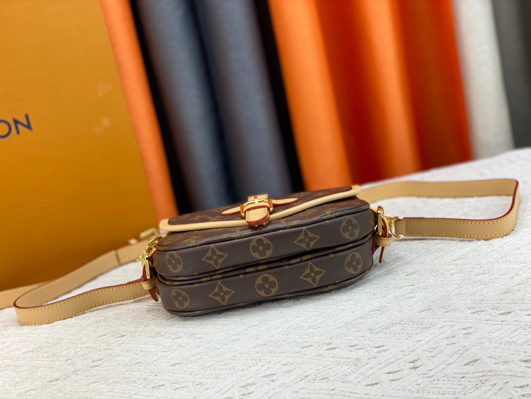 Elite Carryalls