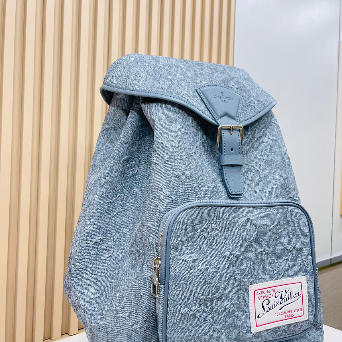 Elite Carryalls