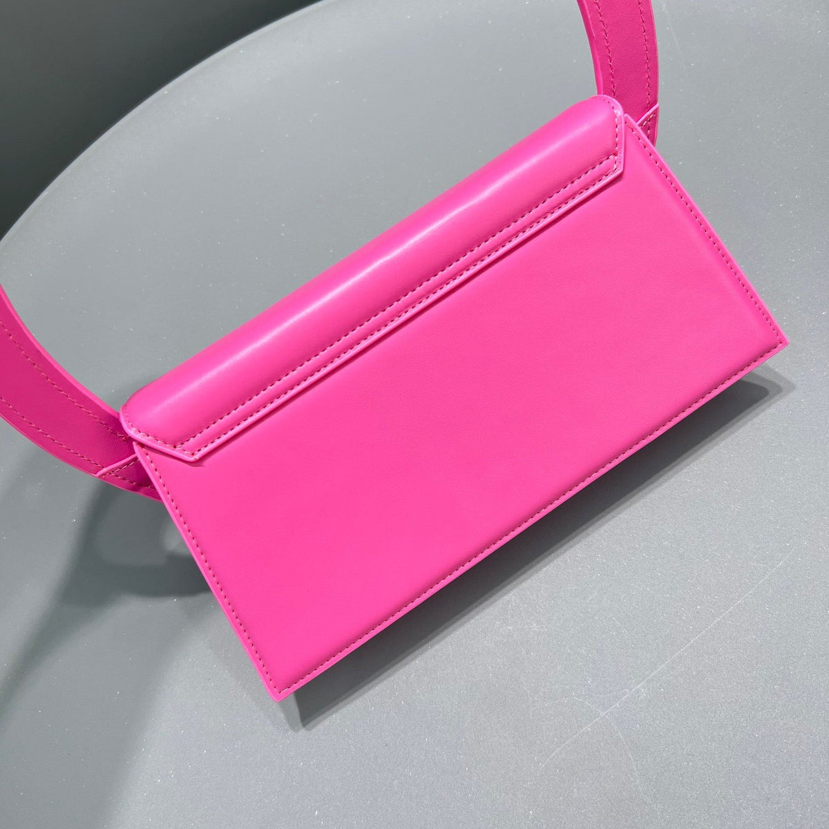 JACQ LE SAC ROND BAG