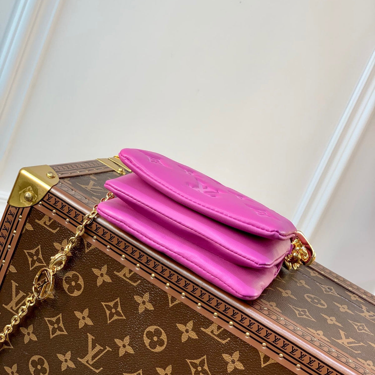 LOU BELTBAG COUSSIN