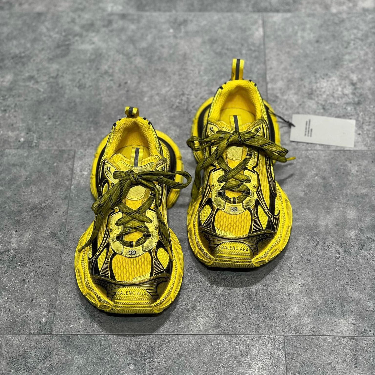 BAL 3XL TRAINERS