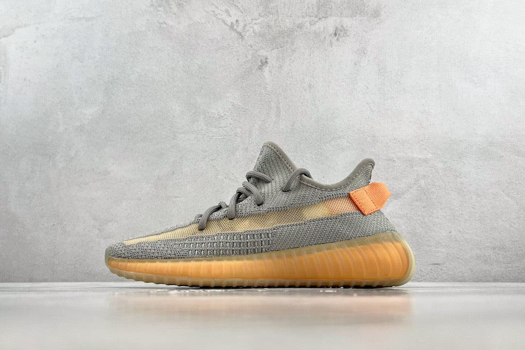 YEEZY BOOST 350 V2