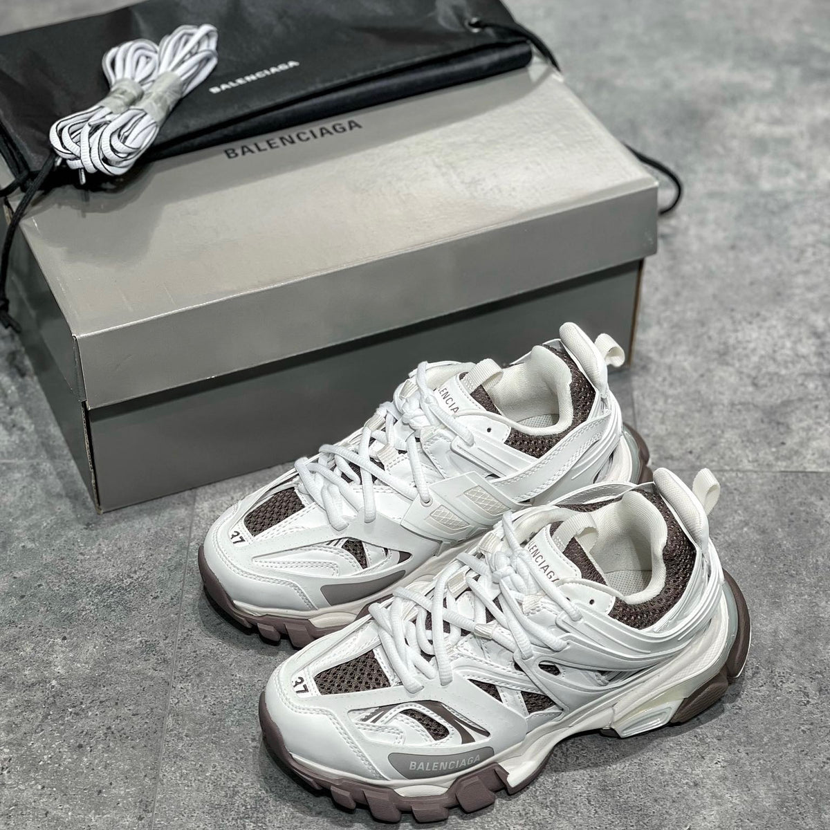 BAL TRACK 3.0 SNEAKERS