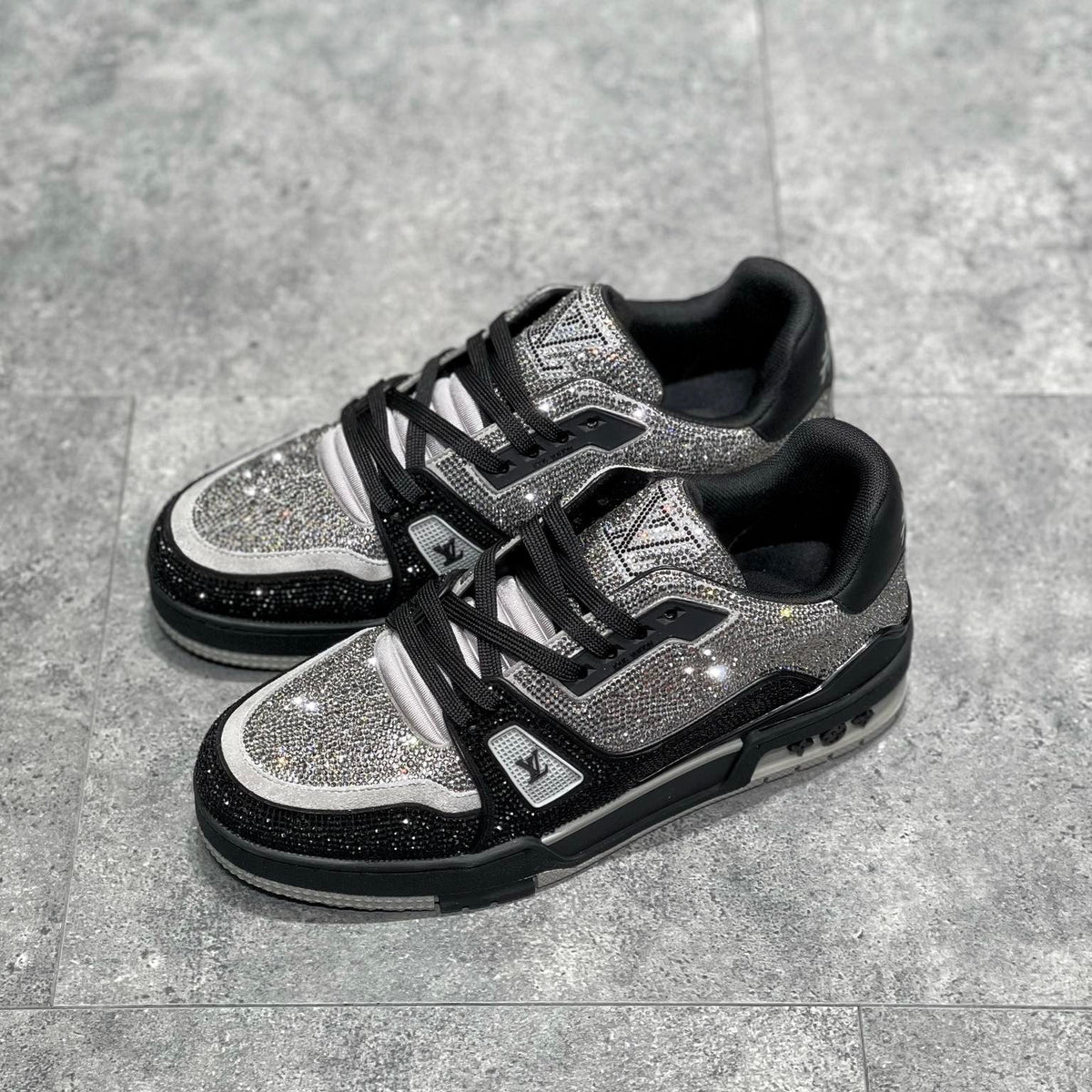 LOU TRAINERS