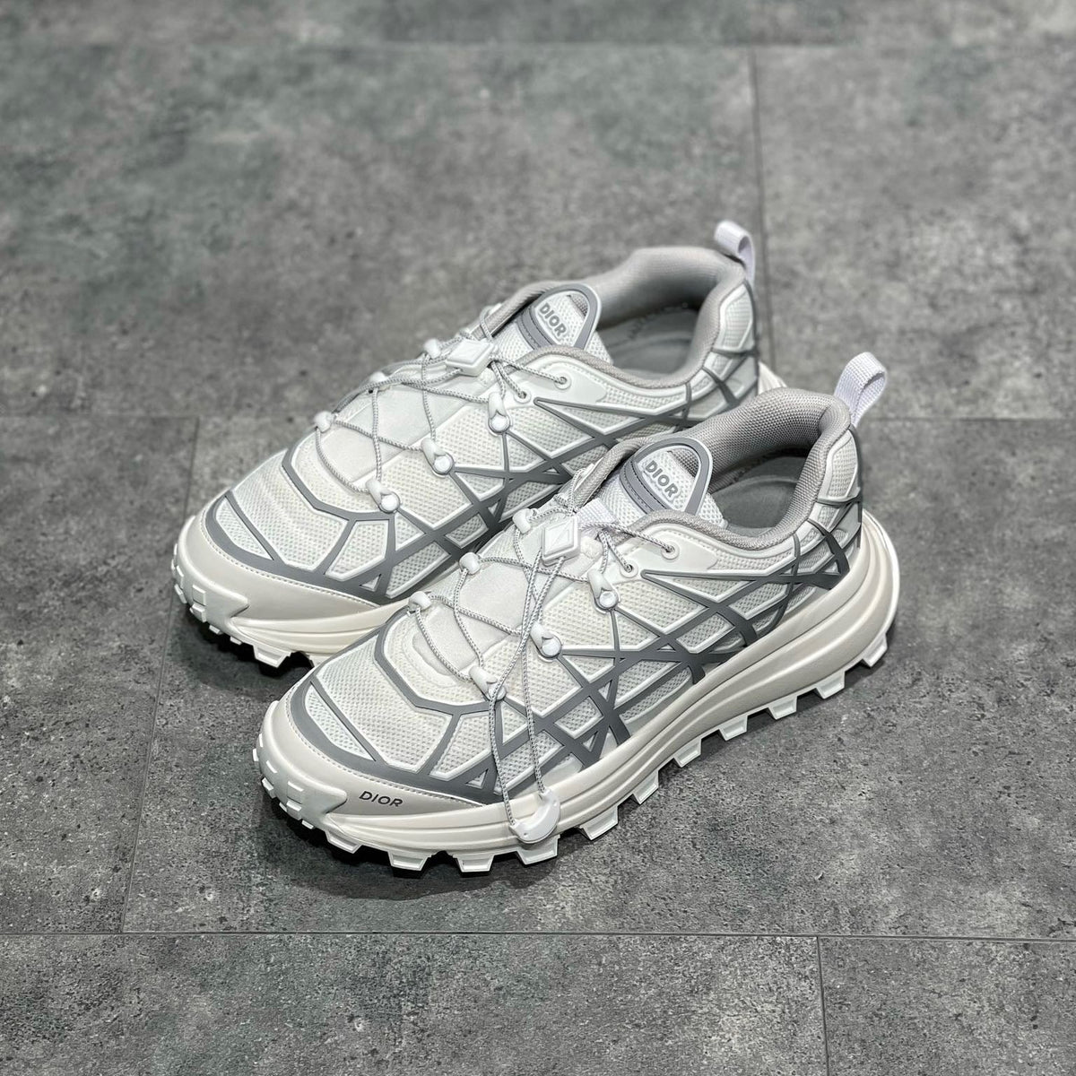 CD B31 TRAINERS
