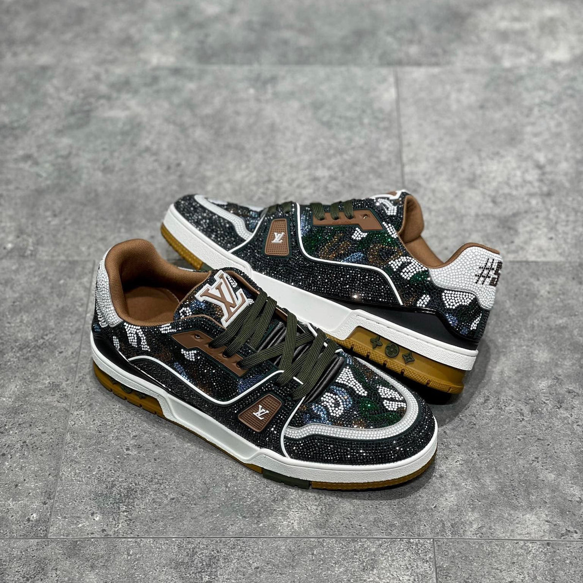 LOU TRAINERS