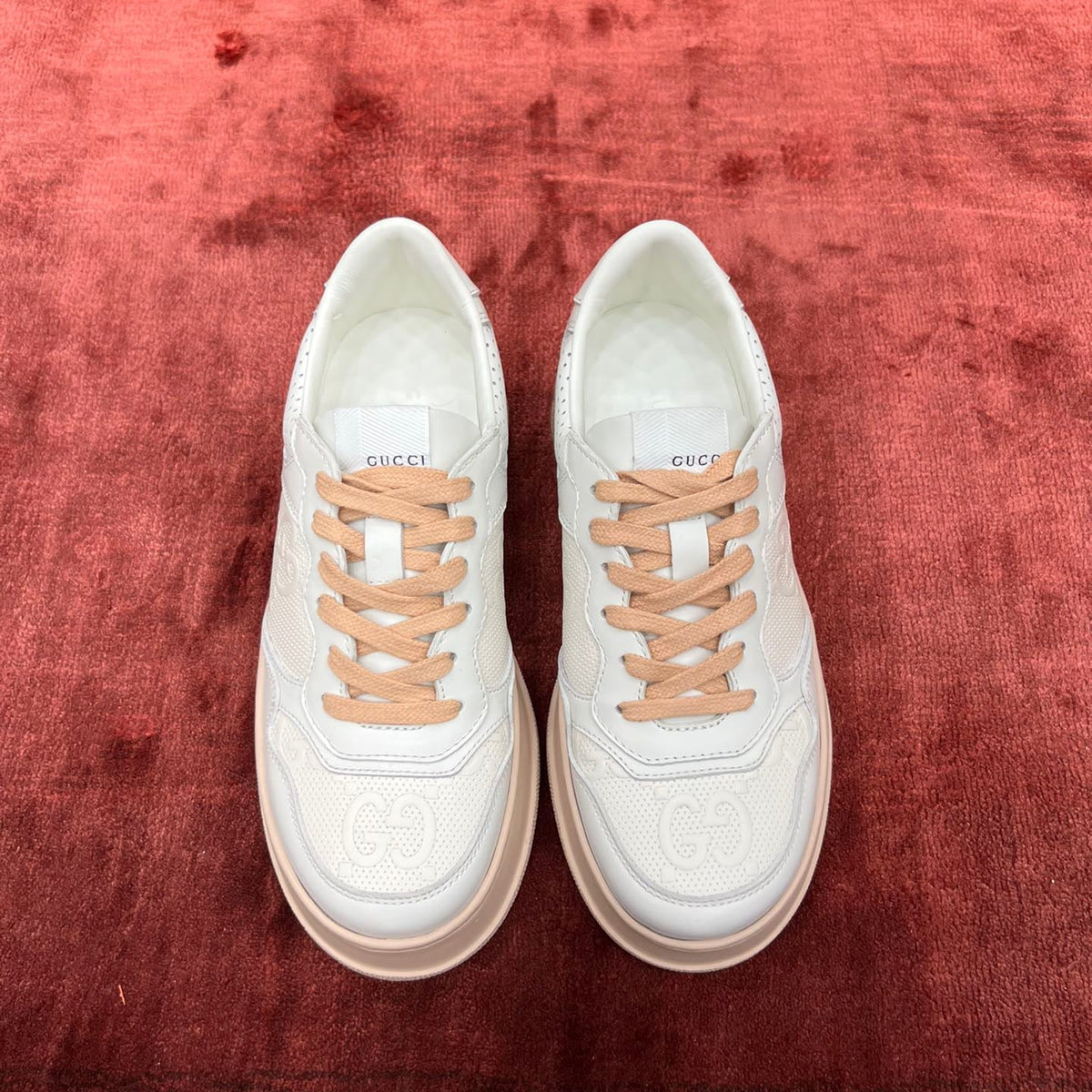 GG EMBOSSED SNEAKER