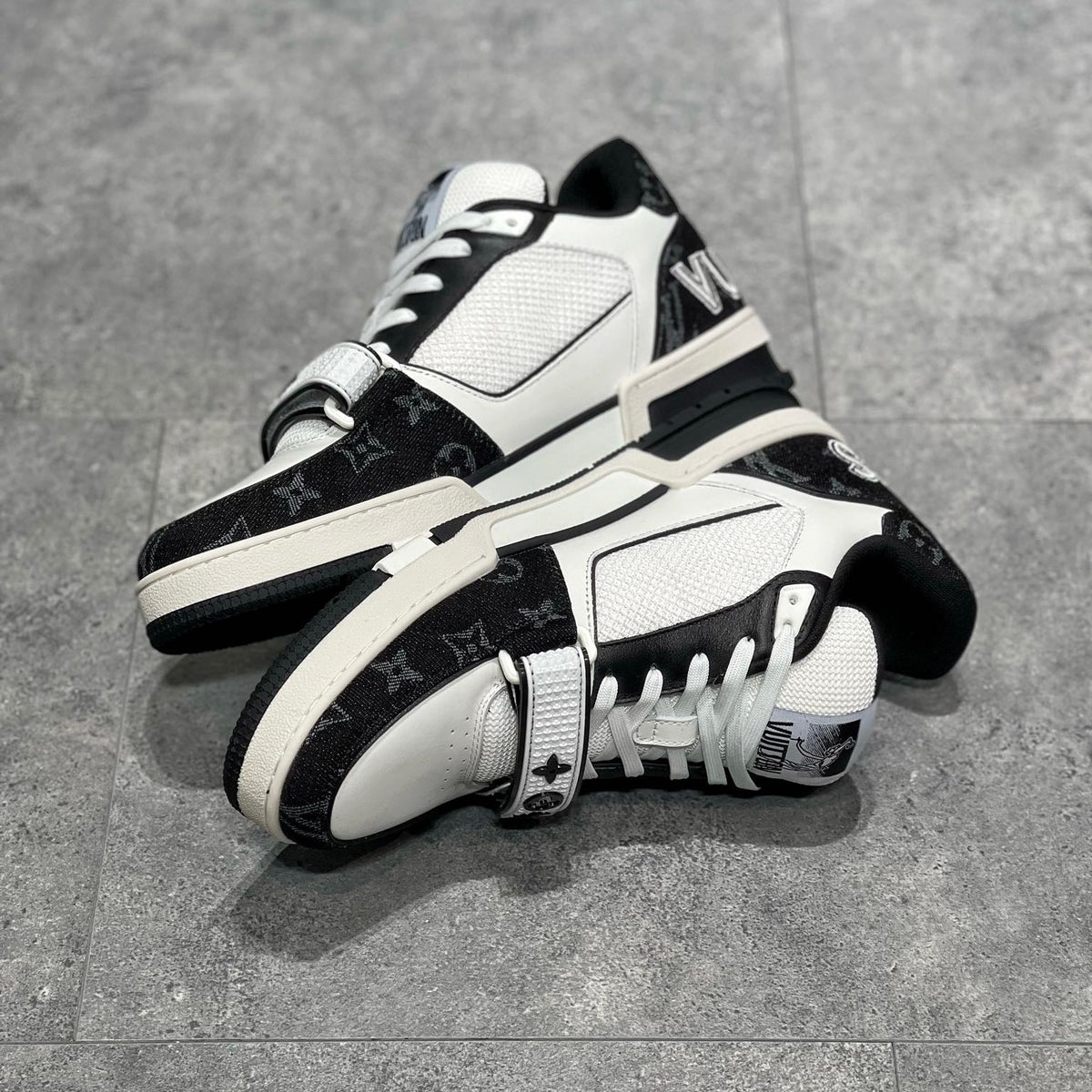 LOU TRAINERS