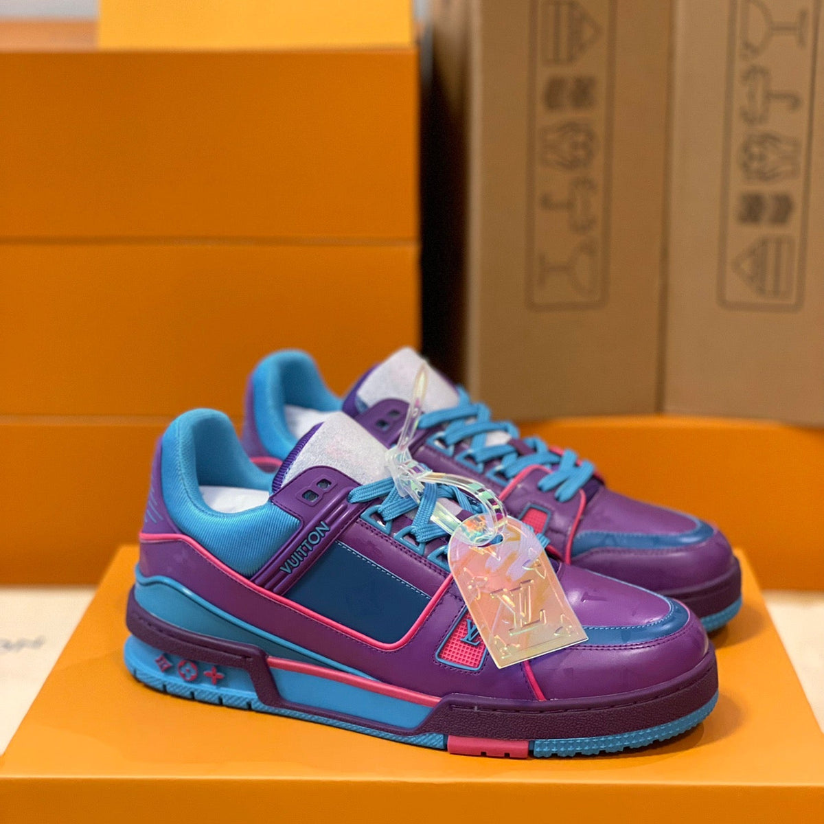 LOU TRAINERS