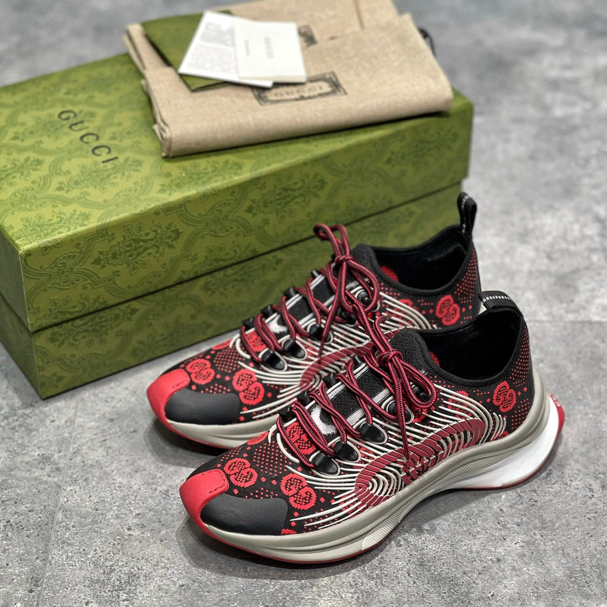 GG RUN SNEAKER