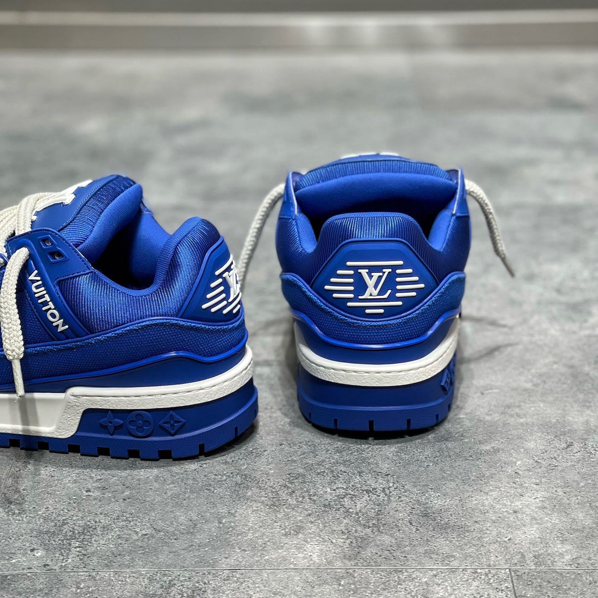 LOU TRAINERS