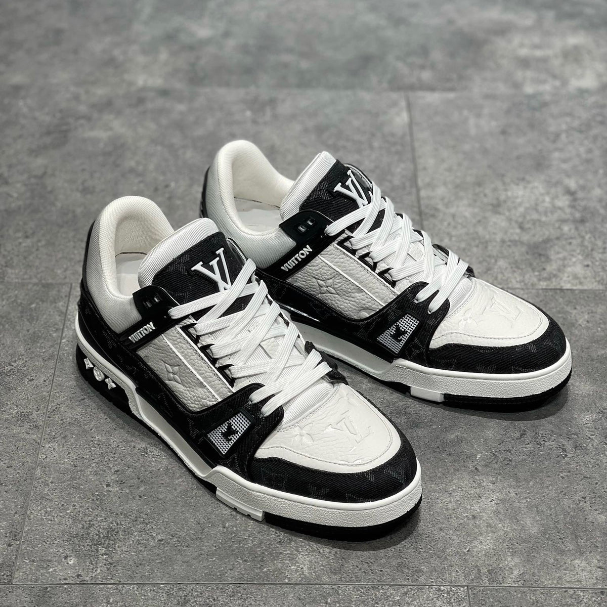 LOU TRAINERS