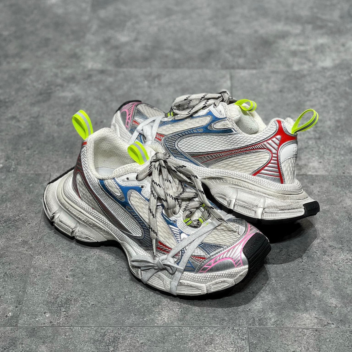 BAL 3XL TRAINERS