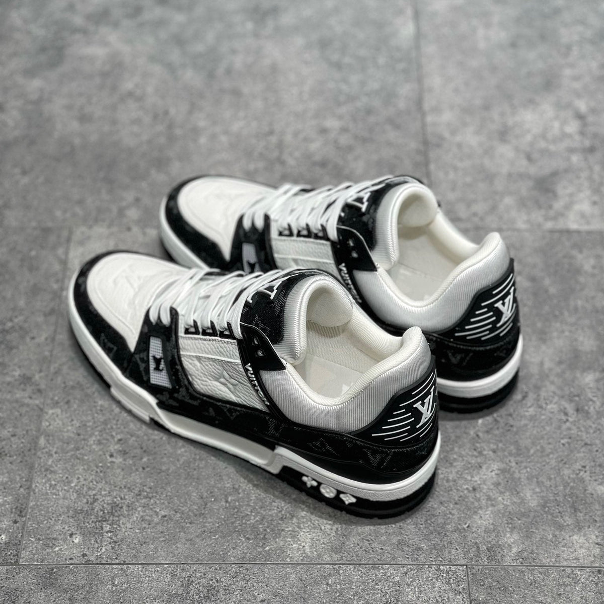 LOU TRAINERS
