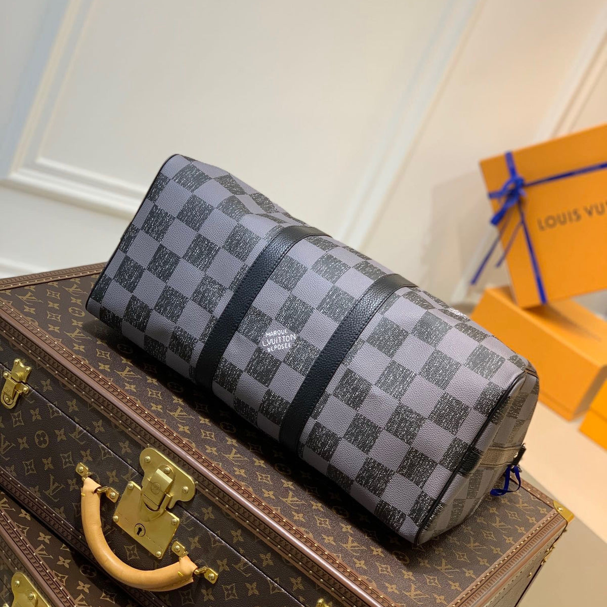 LOU KEEPALL BANDOULIÈRE 50 BAG