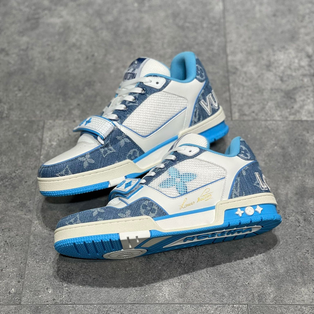 LOU TRAINERS