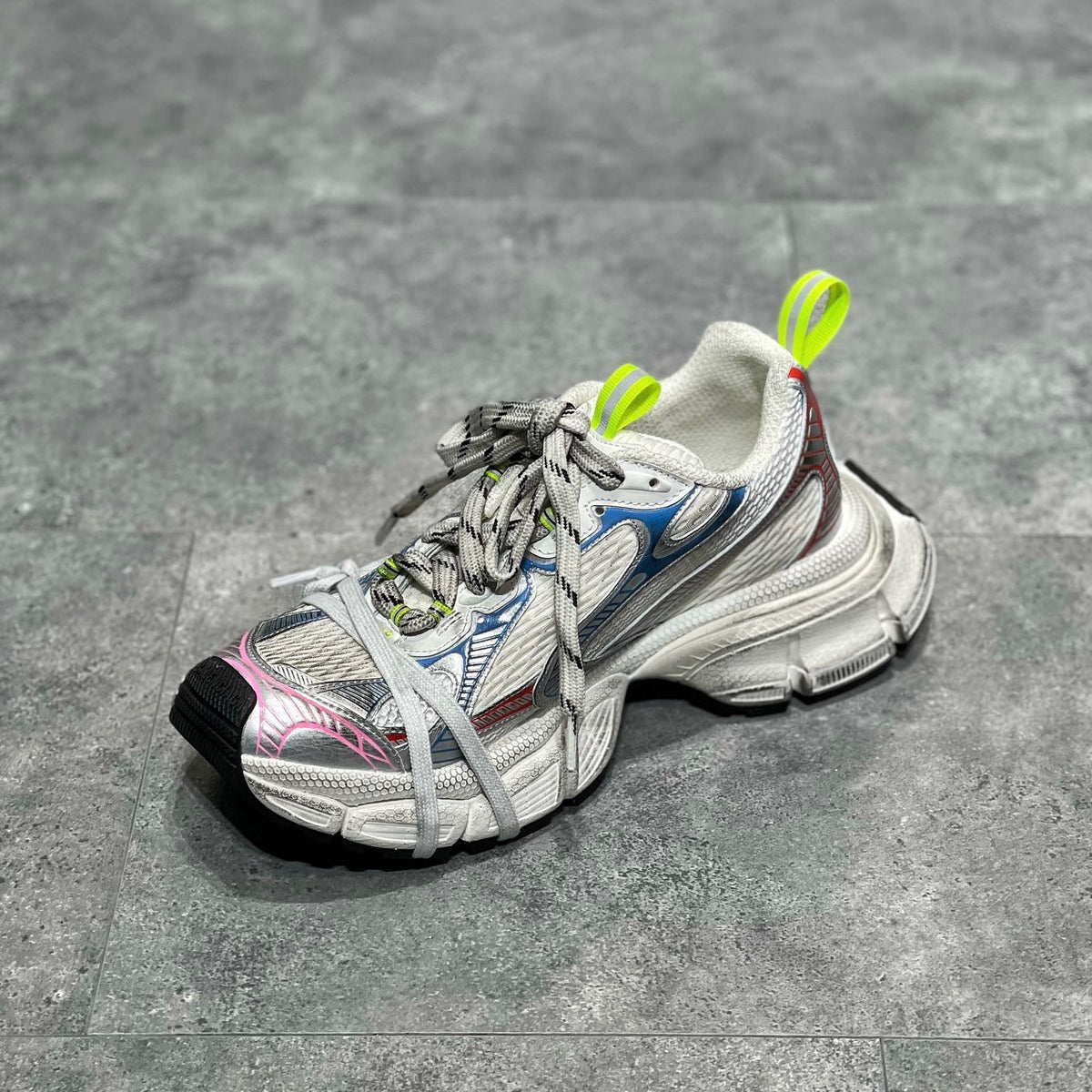 BAL 3XL TRAINERS
