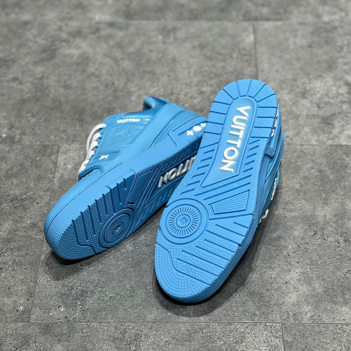 LOU TRAINERS