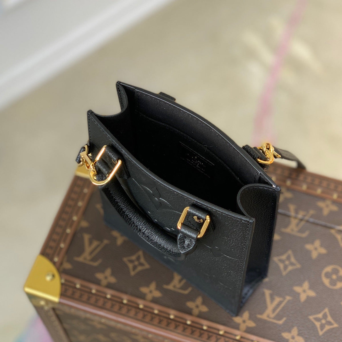 LOU PETIT SAC PLAT BAG