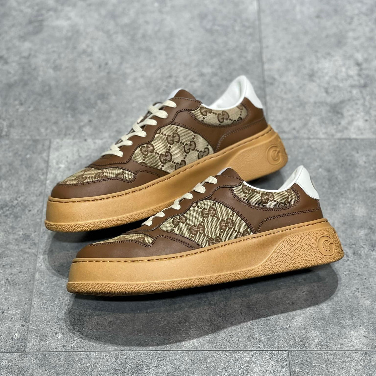 GG SNEAKER