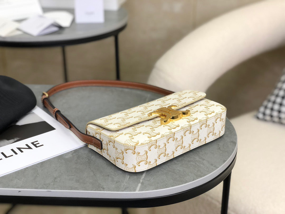 CEL TRIOMPHE SHOULDER BAG