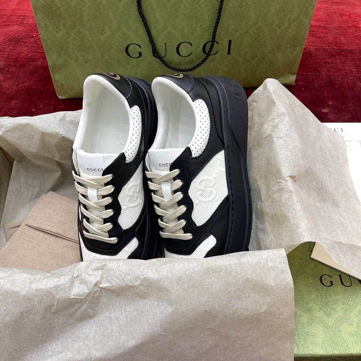 GG SUPREME TRAINERS
