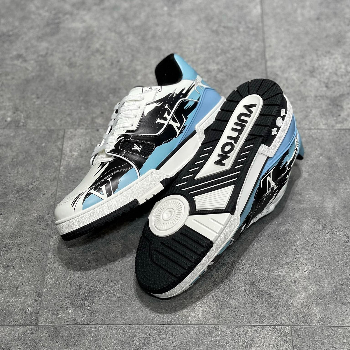 LOU TRAINERS