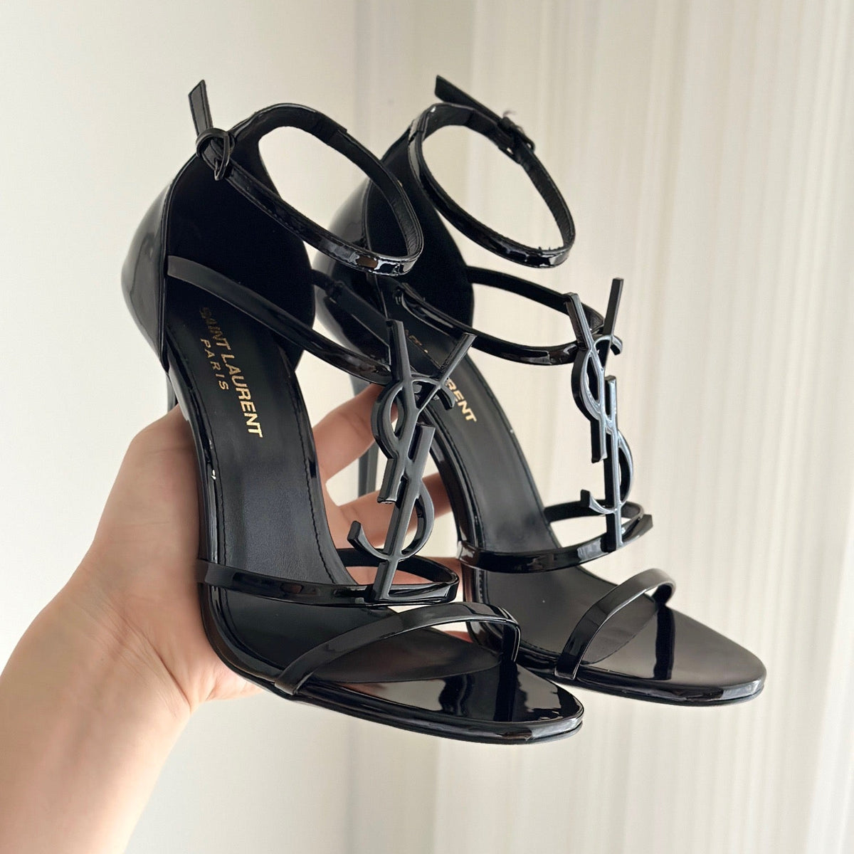 SL HEELS
