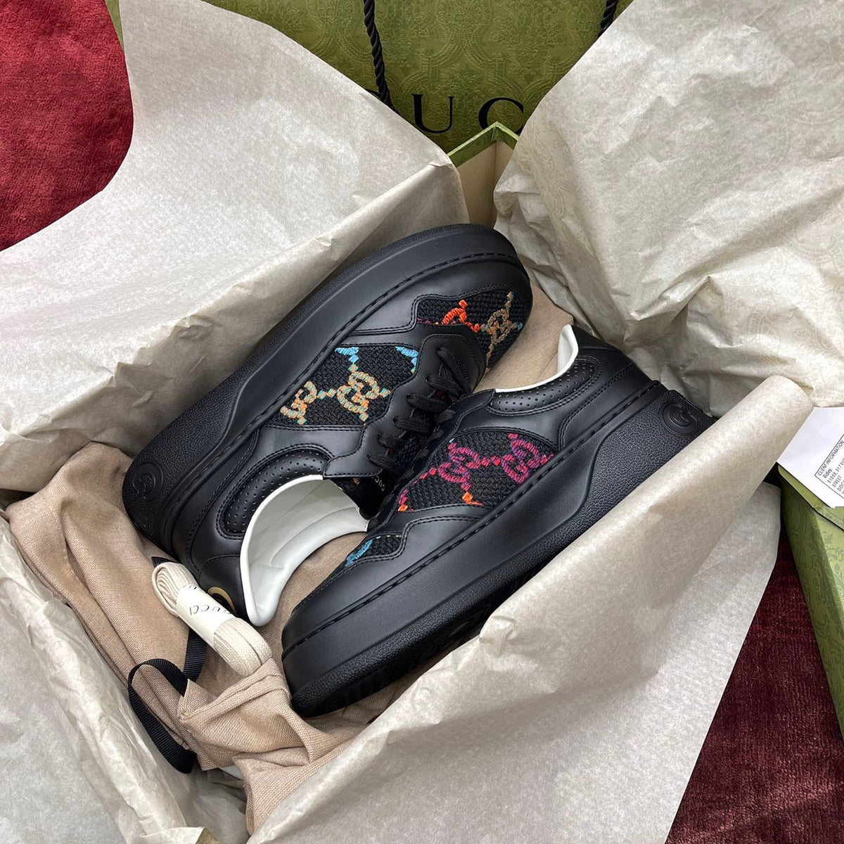 GG SUPREME TRAINERS