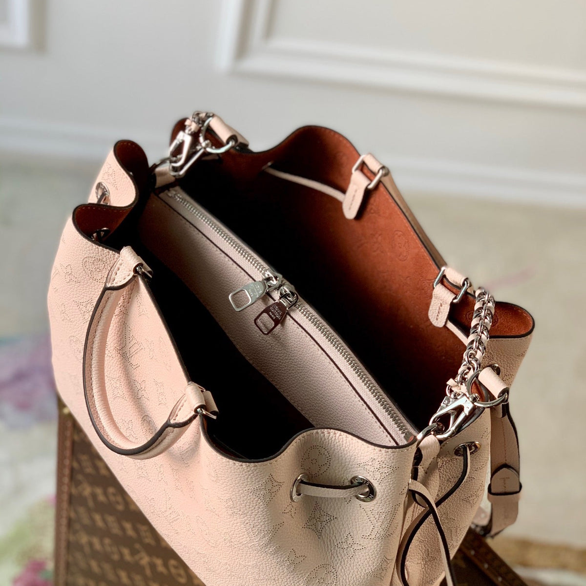 LOU BELLA TOTE BAG