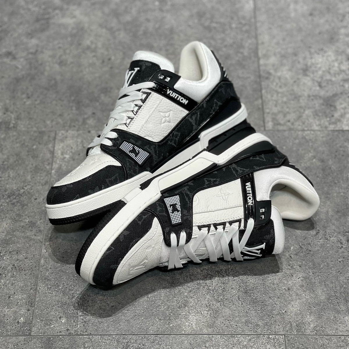 LOU TRAINERS