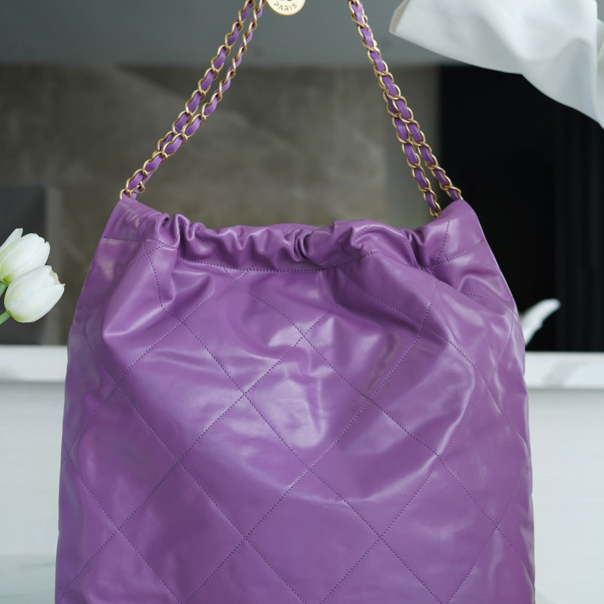 CC 22 SMALL HANDBAG