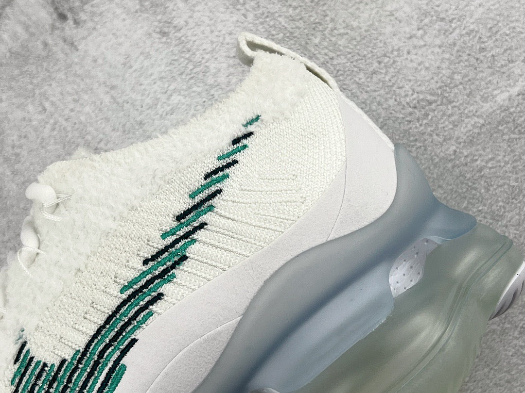 NIKE AIR MAX SCORPION