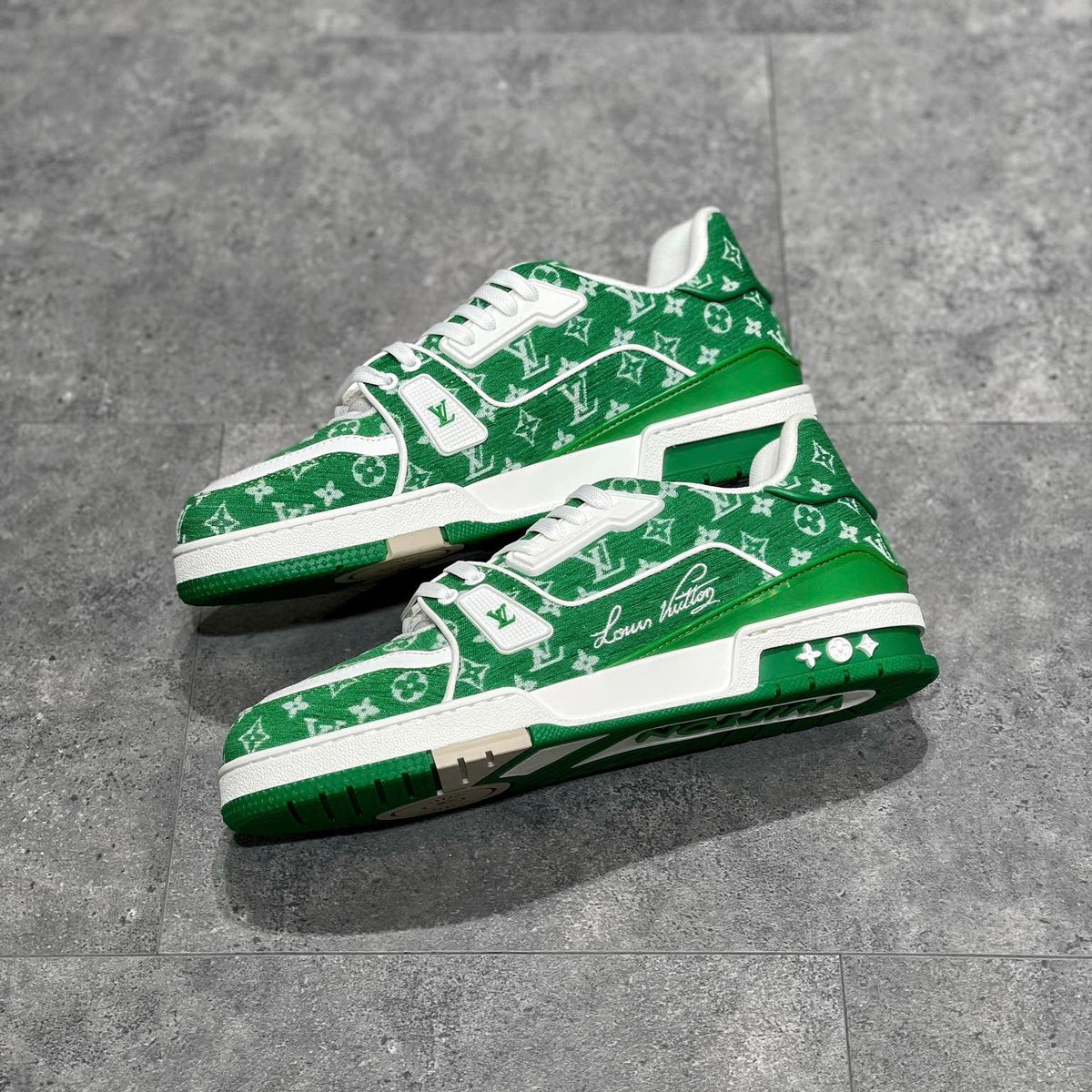 LOU TRAINERS