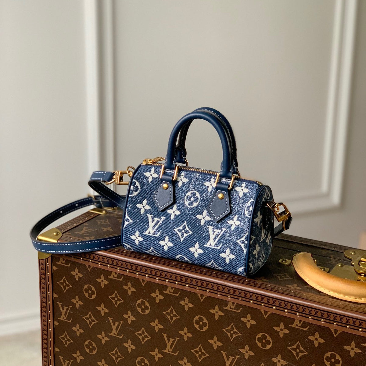LOU NANO SPEEDY BAG