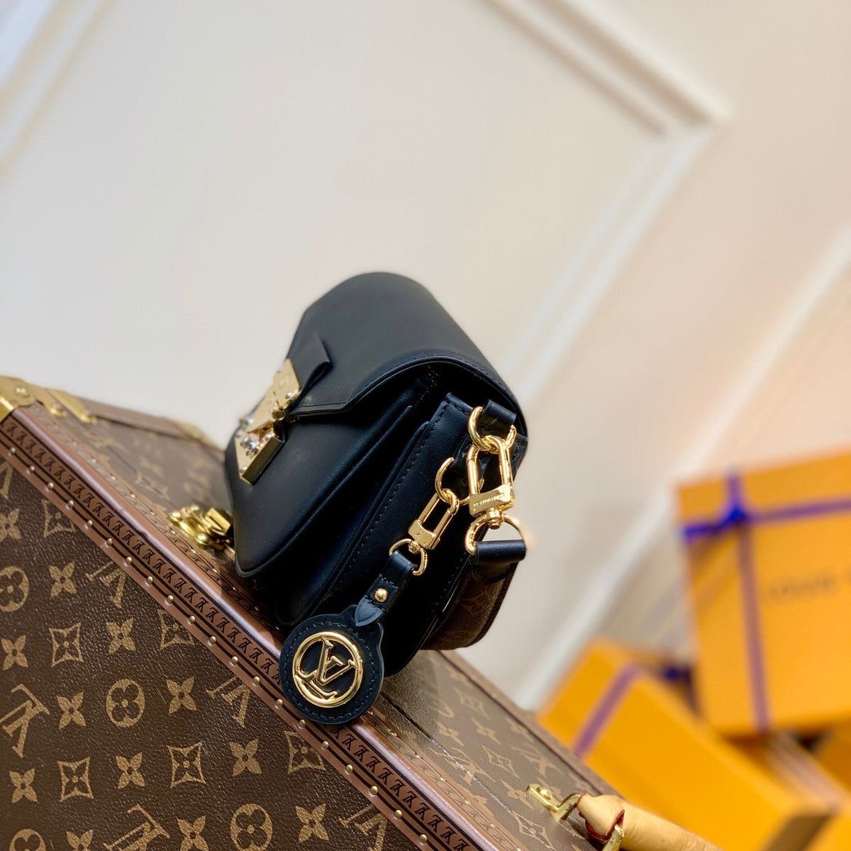 LOU SWING BAG