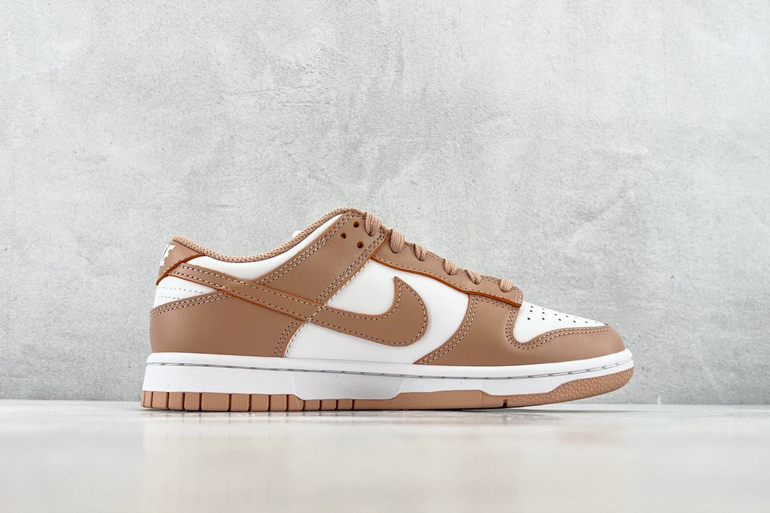 DUNK LOW ROSE WHISPER