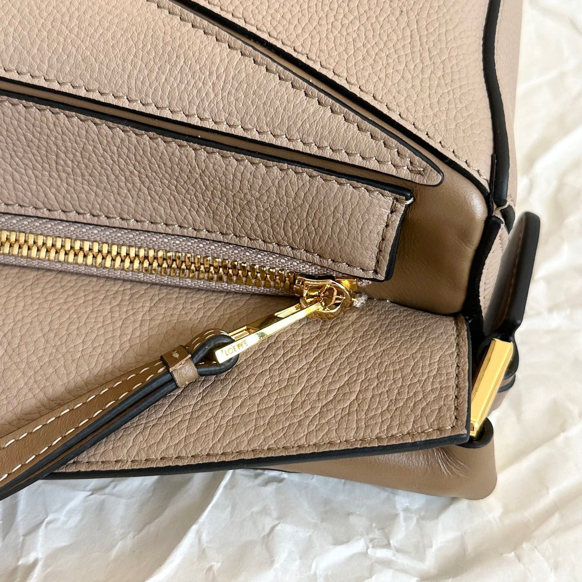 LOEW SMALL PUZZLE EDGE BAG