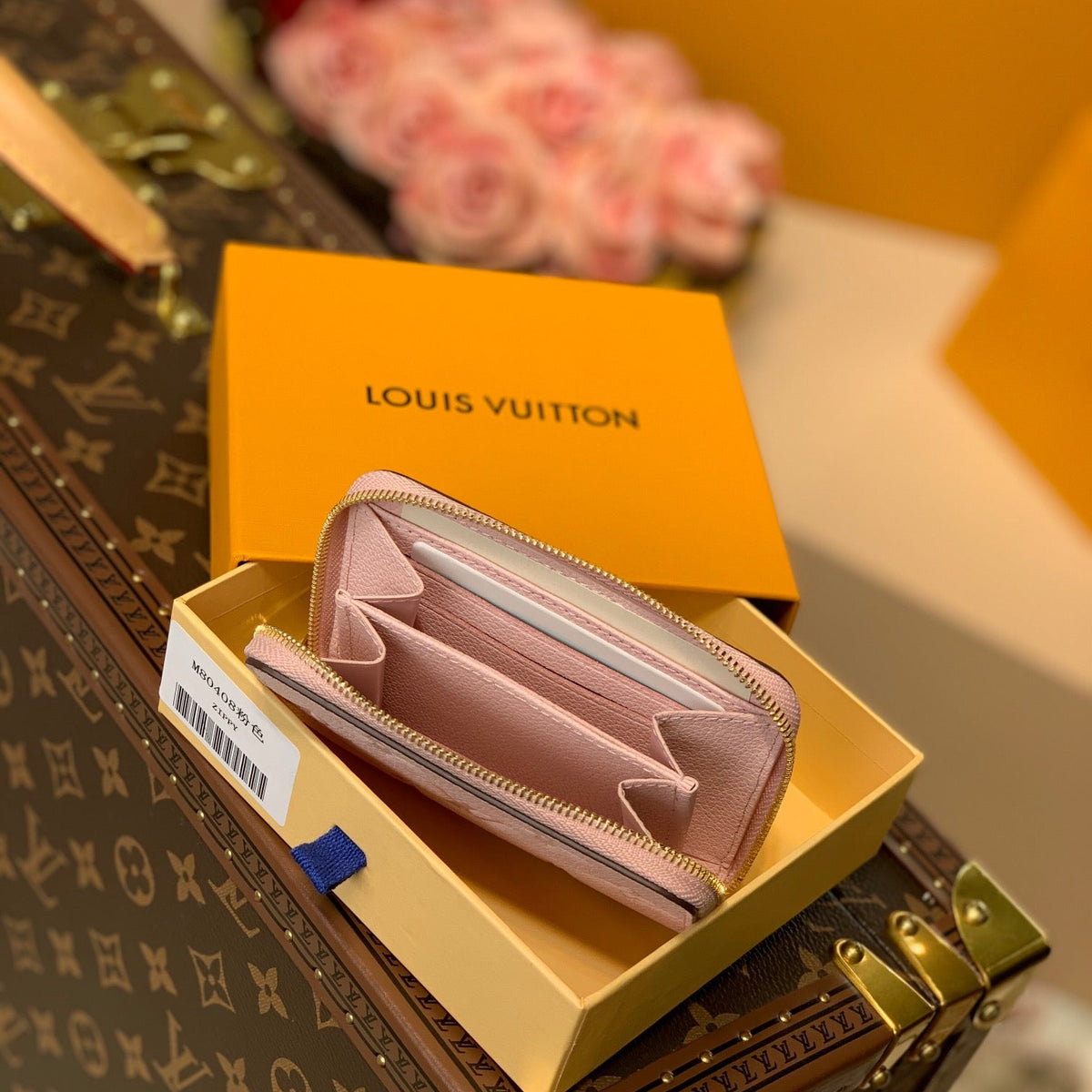 LOU SARAH WALLET