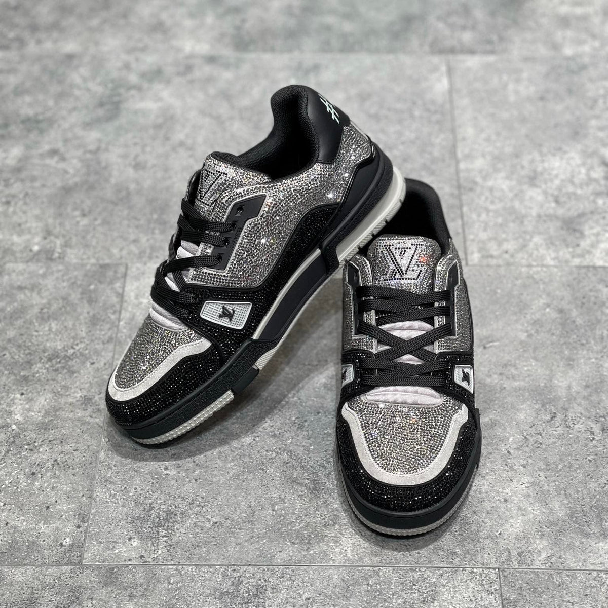 LOU TRAINERS